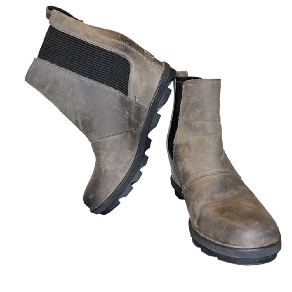 Joan of Arctic Wedge II Chelsea Boots